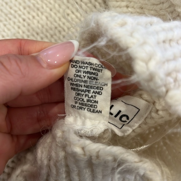 For the republic women’s ivory sweater - Picture 7 of 9